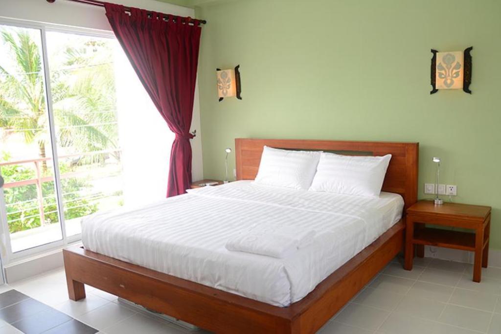 Ropanha Boutique Hotel シアヌークビル エクステリア 写真