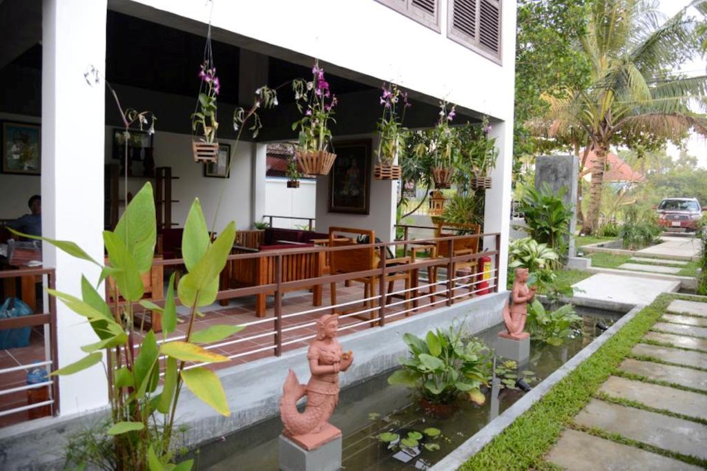 Ropanha Boutique Hotel シアヌークビル エクステリア 写真