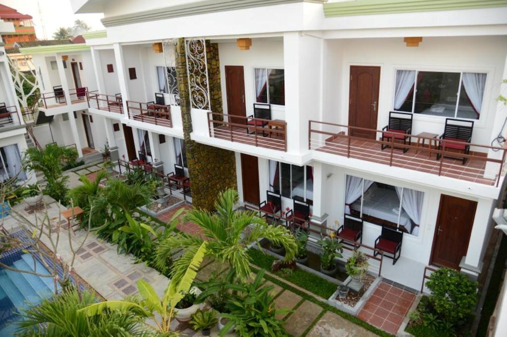 Ropanha Boutique Hotel シアヌークビル エクステリア 写真
