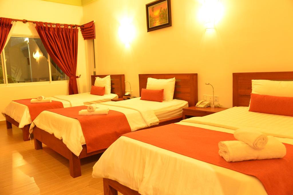 Ropanha Boutique Hotel シアヌークビル エクステリア 写真