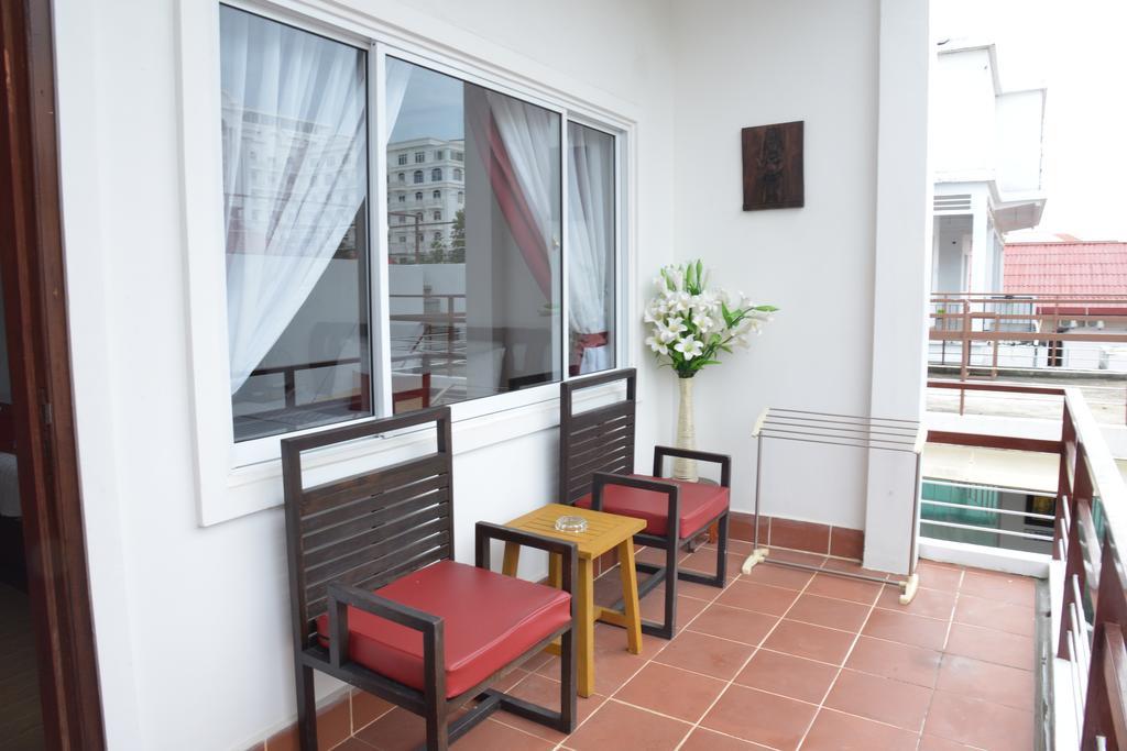 Ropanha Boutique Hotel シアヌークビル エクステリア 写真