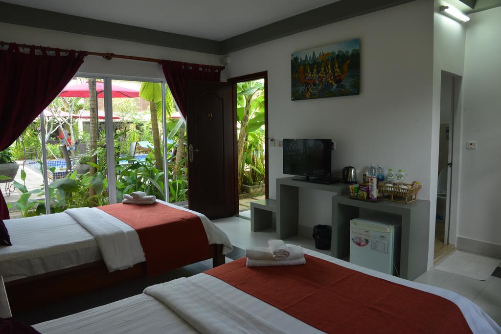 Ropanha Boutique Hotel シアヌークビル エクステリア 写真