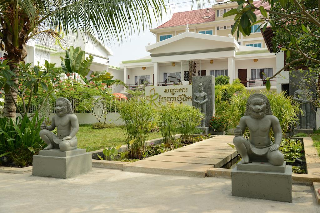 Ropanha Boutique Hotel シアヌークビル エクステリア 写真